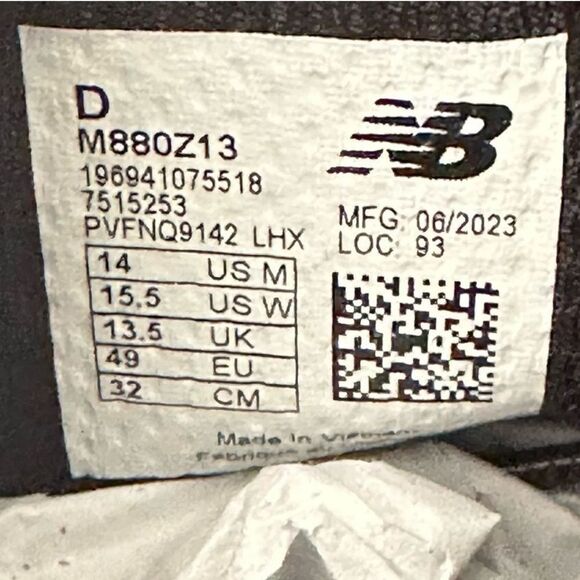 New Balance Fresh Foam Men's White Running Shoes - Picture 8 of 11